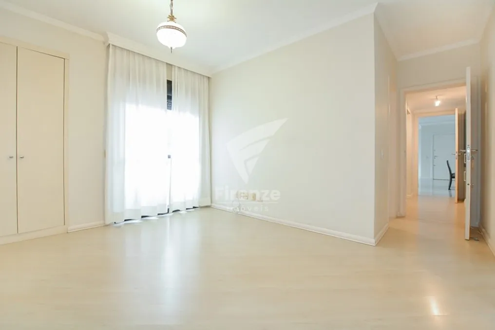 Apartment with 3 en-suite bedrooms and 2 parking — photo 41