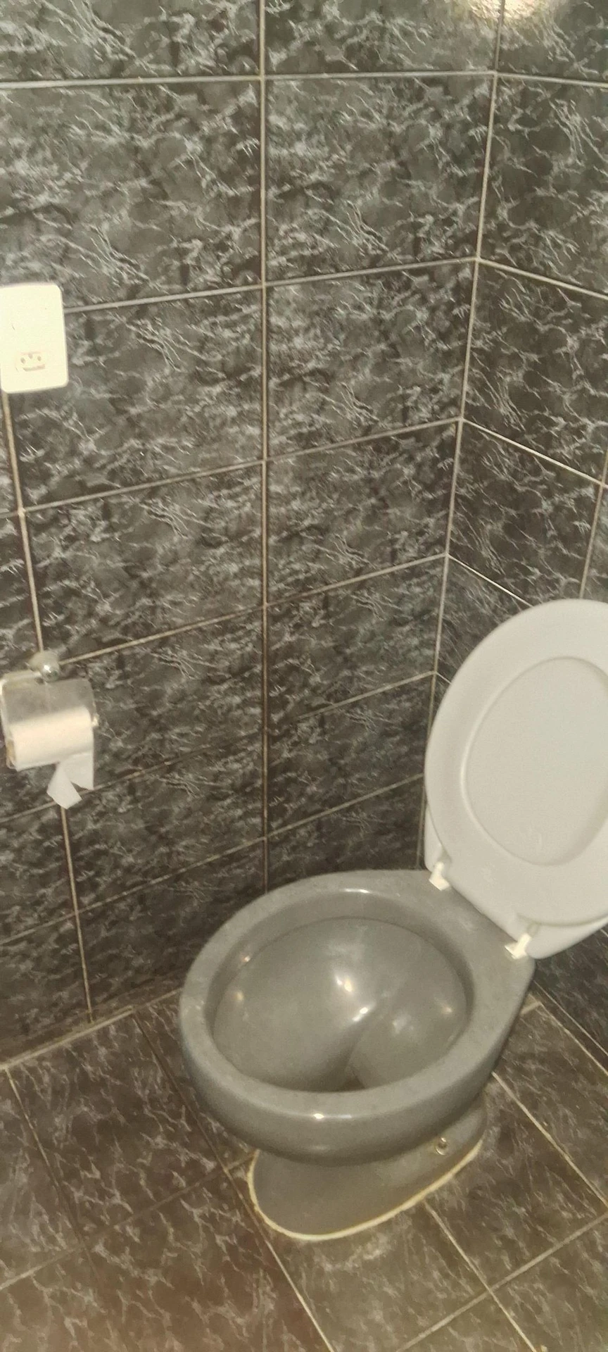 Квартира с 1 спальней и душевой с электрической лейкой — photo 18