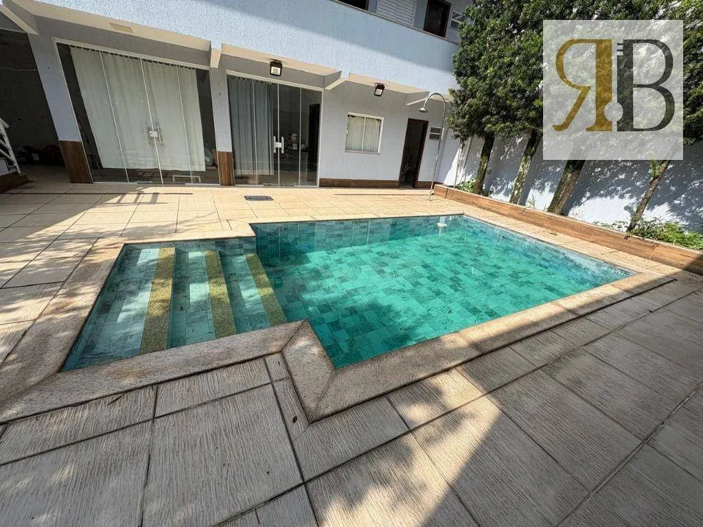 4-bedroom house with 5 bathrooms, 400 m² — photo 26