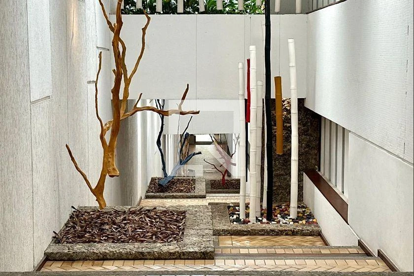 Mountain view in a one-bedroom apartment, 58 m² — photo 40