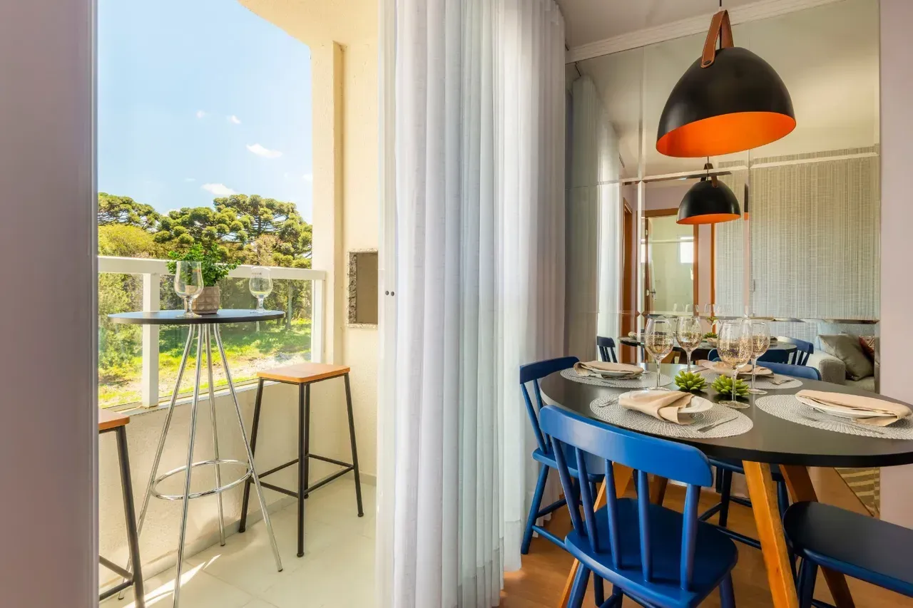 Furnished 2-bedroom apartment with open kitchen — photo 4