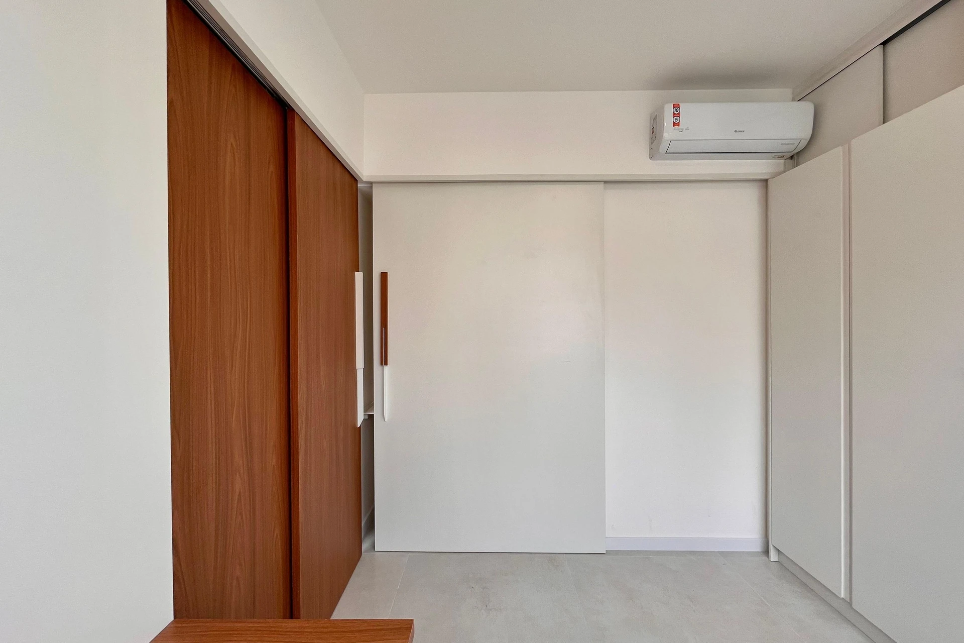 Furnished apartment, 70 m², with a home office — photo 32