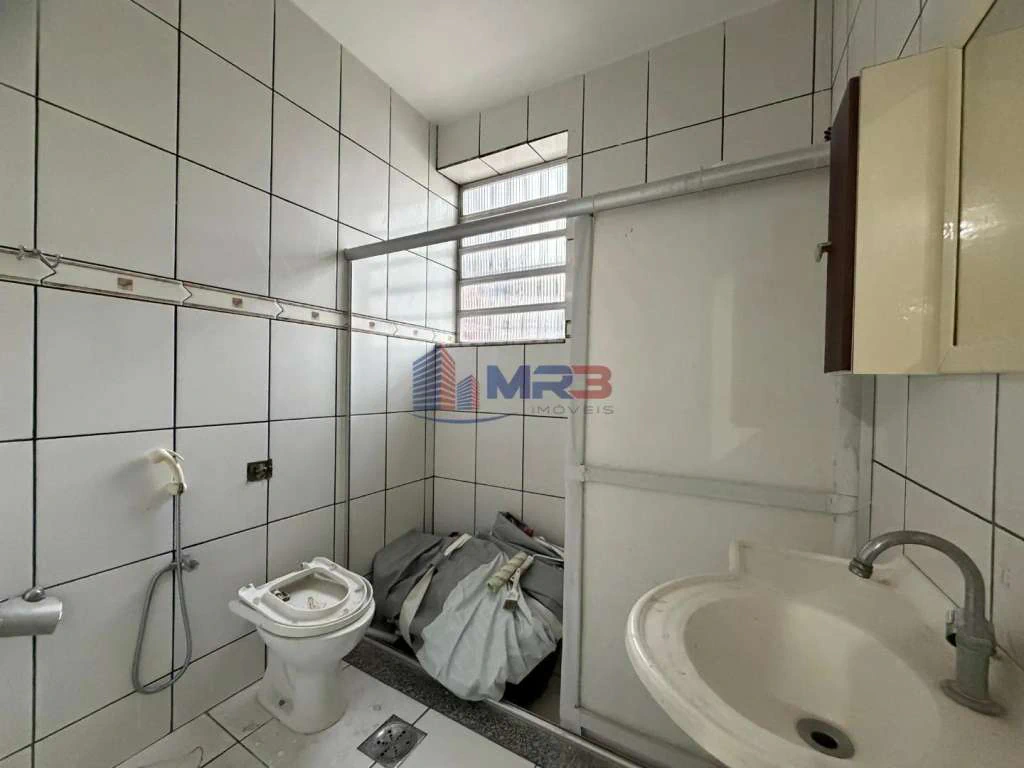 Rental house with 5 bedrooms and 600 m² — photo 13