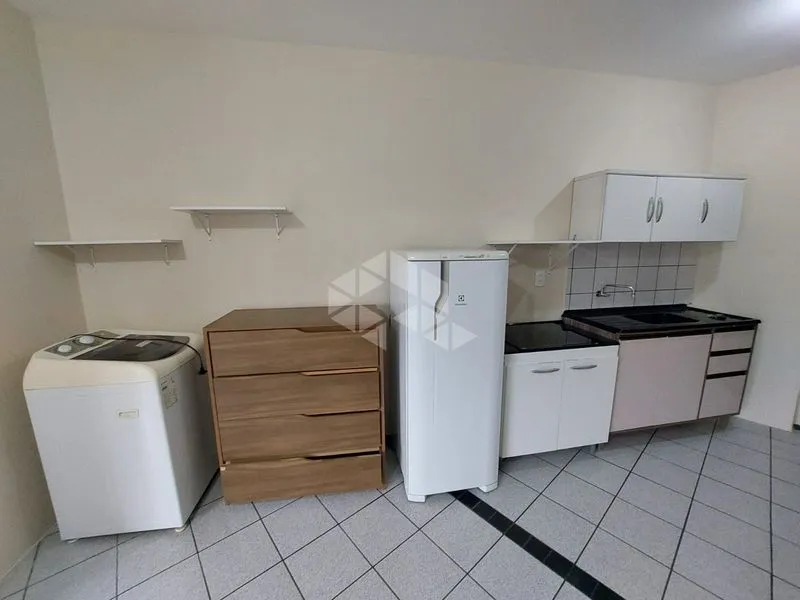 Furnished studio, 26 m², with a washing machine — photo 7