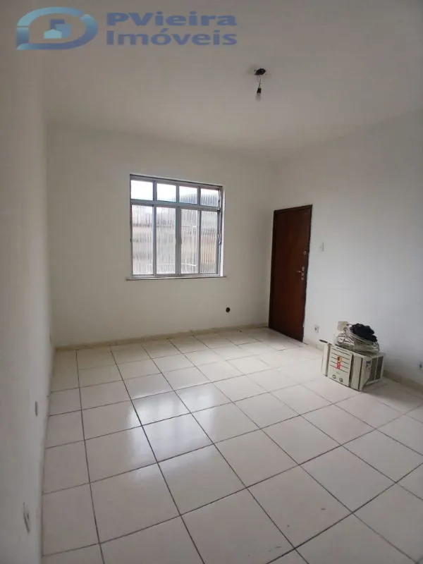 2-bedroom apartment with a mountain view — photo 22