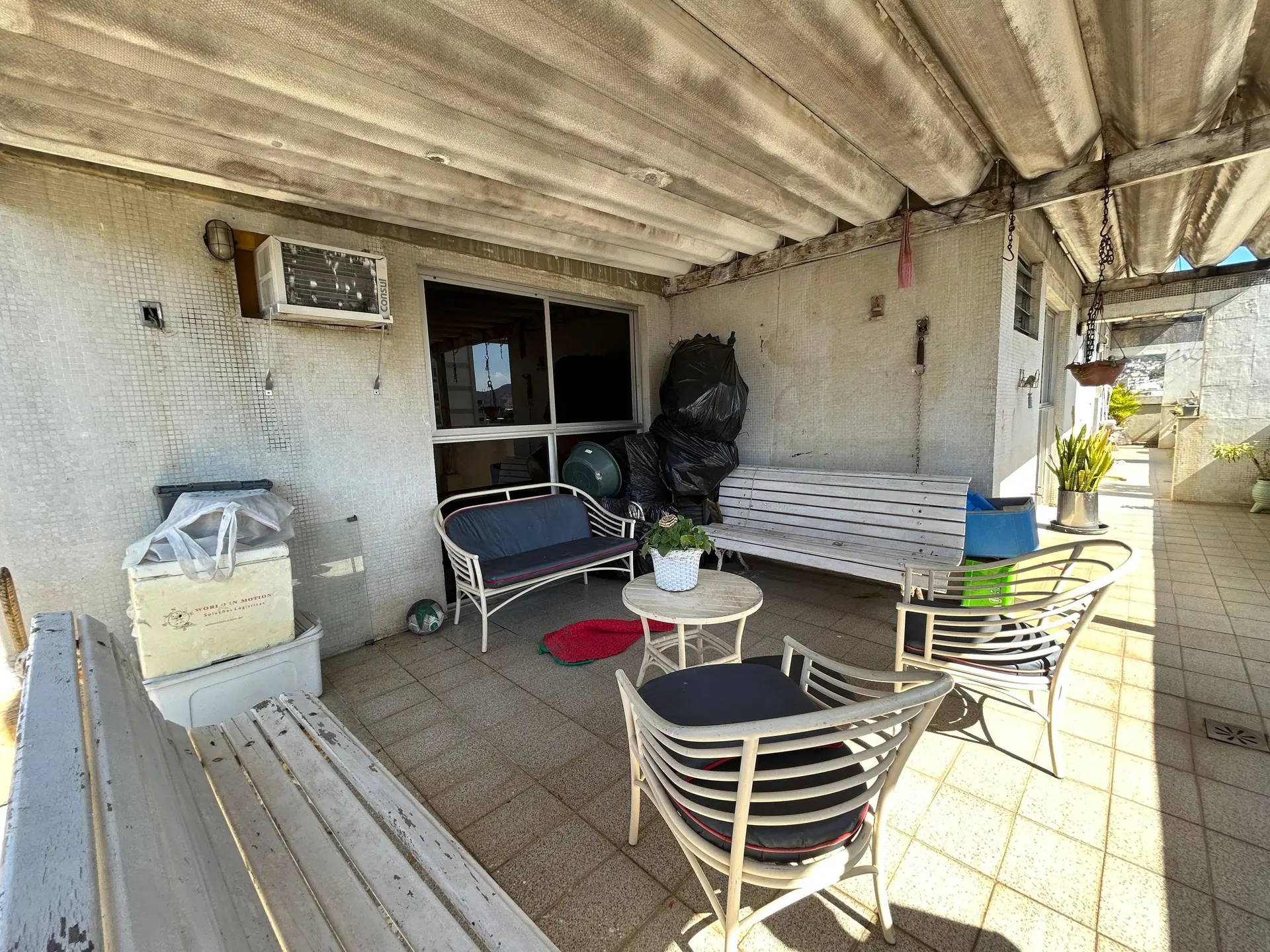 Furnished 4-bedroom rental apartment with 5 parking spaces — photo 22