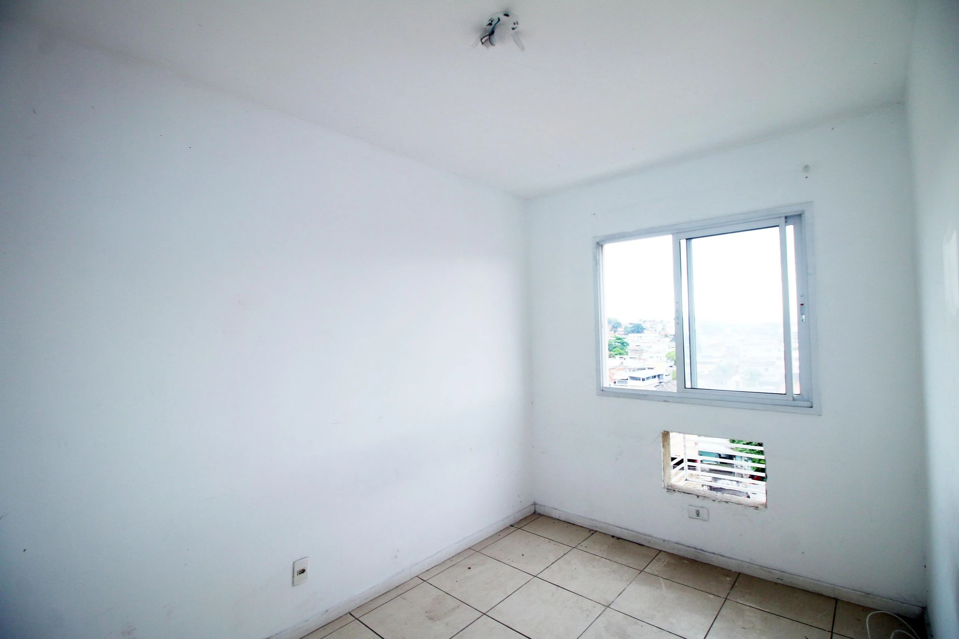 Rental apartment with 2 bedrooms and a balcony — photo 22