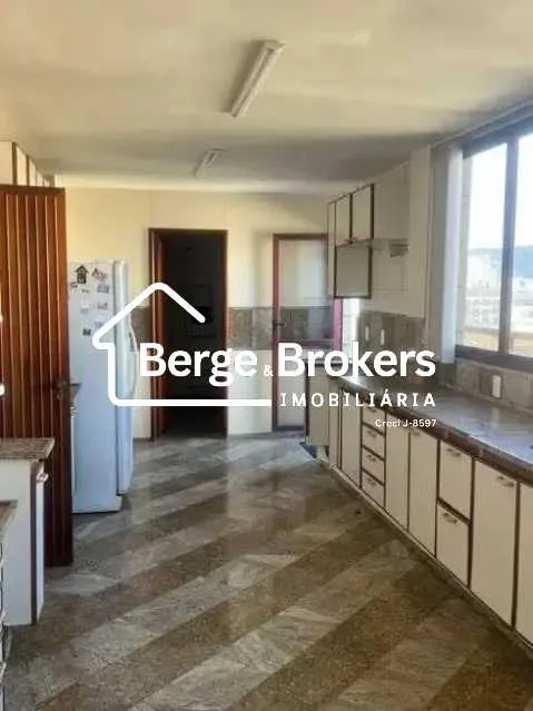 Triplex penthouse with 4 bedrooms and 5 bathrooms — photo 2