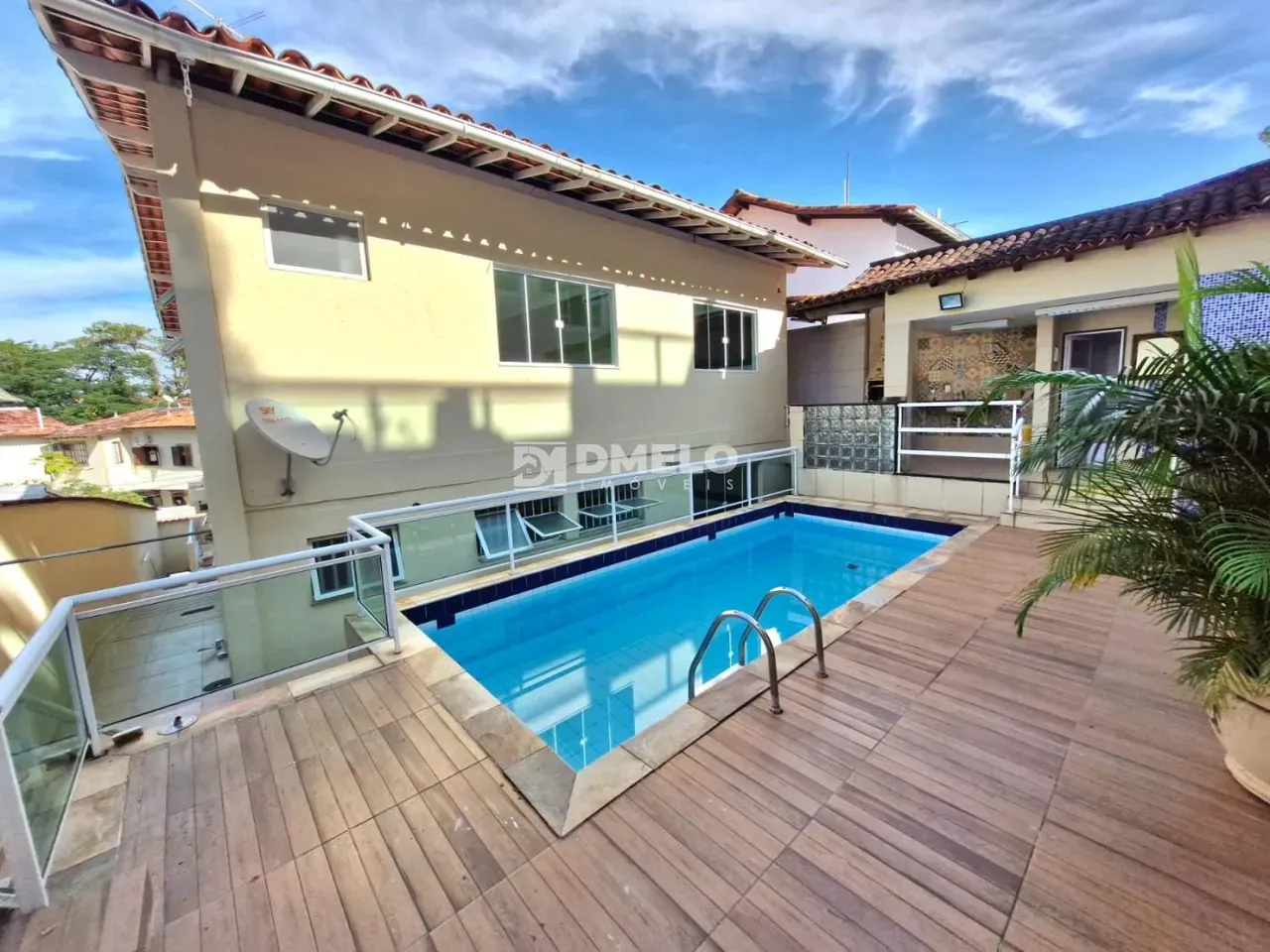 4-bedroom house with a bathtub in Rio de Janeiro — photo 26
