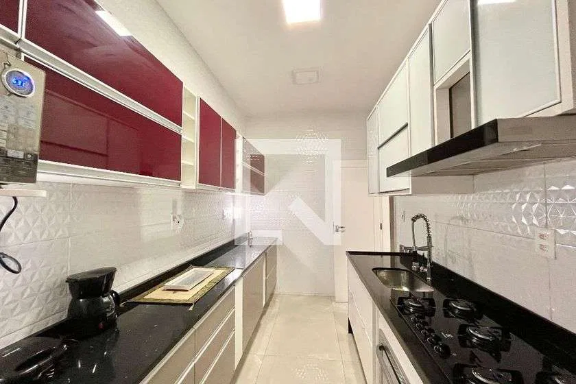 Furnished 90 m² apartment with 2 bedrooms and parking — photo 4