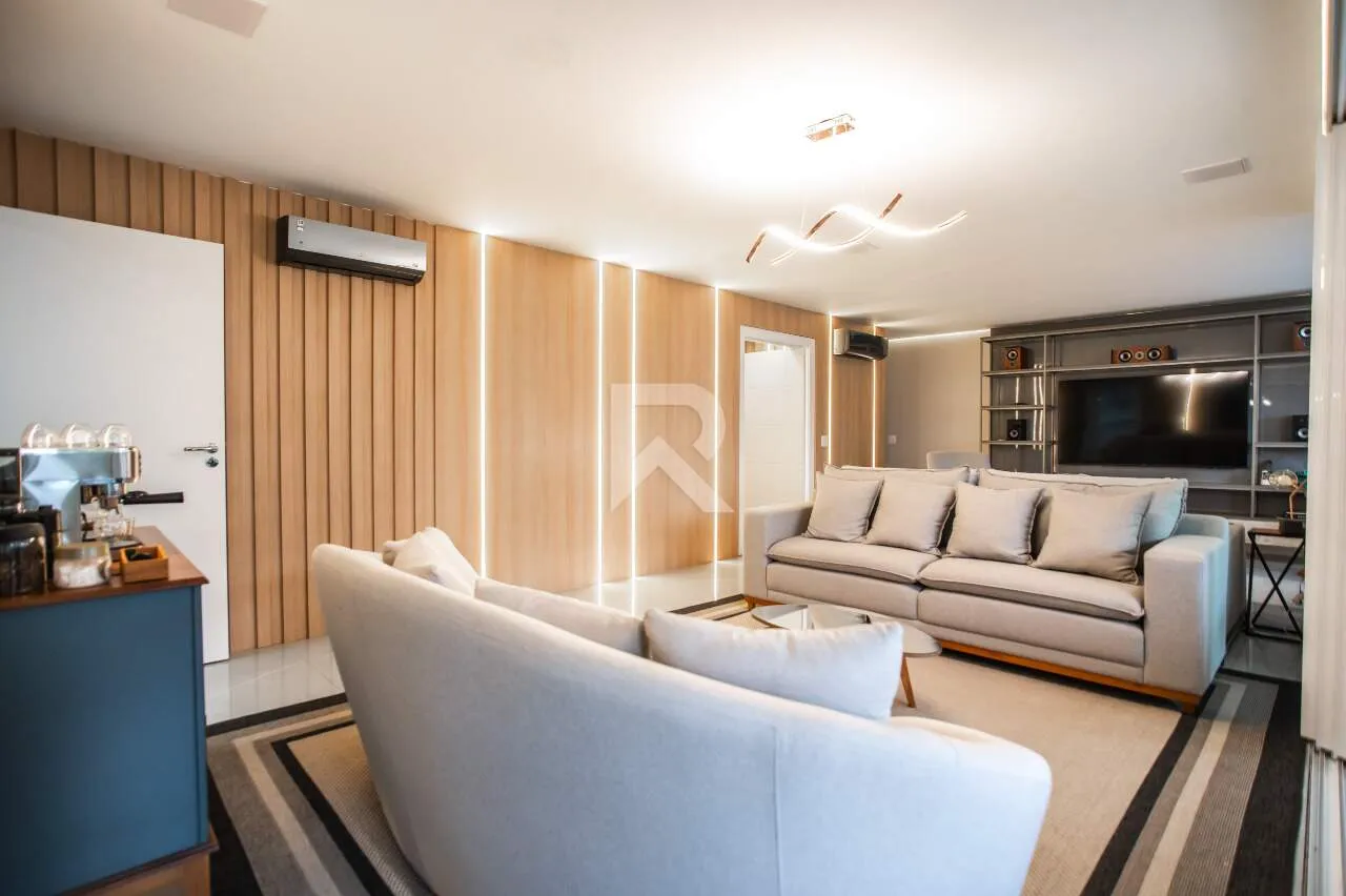 Furnished apartment with 4 en-suite bedrooms and 255 m² — photo 6
