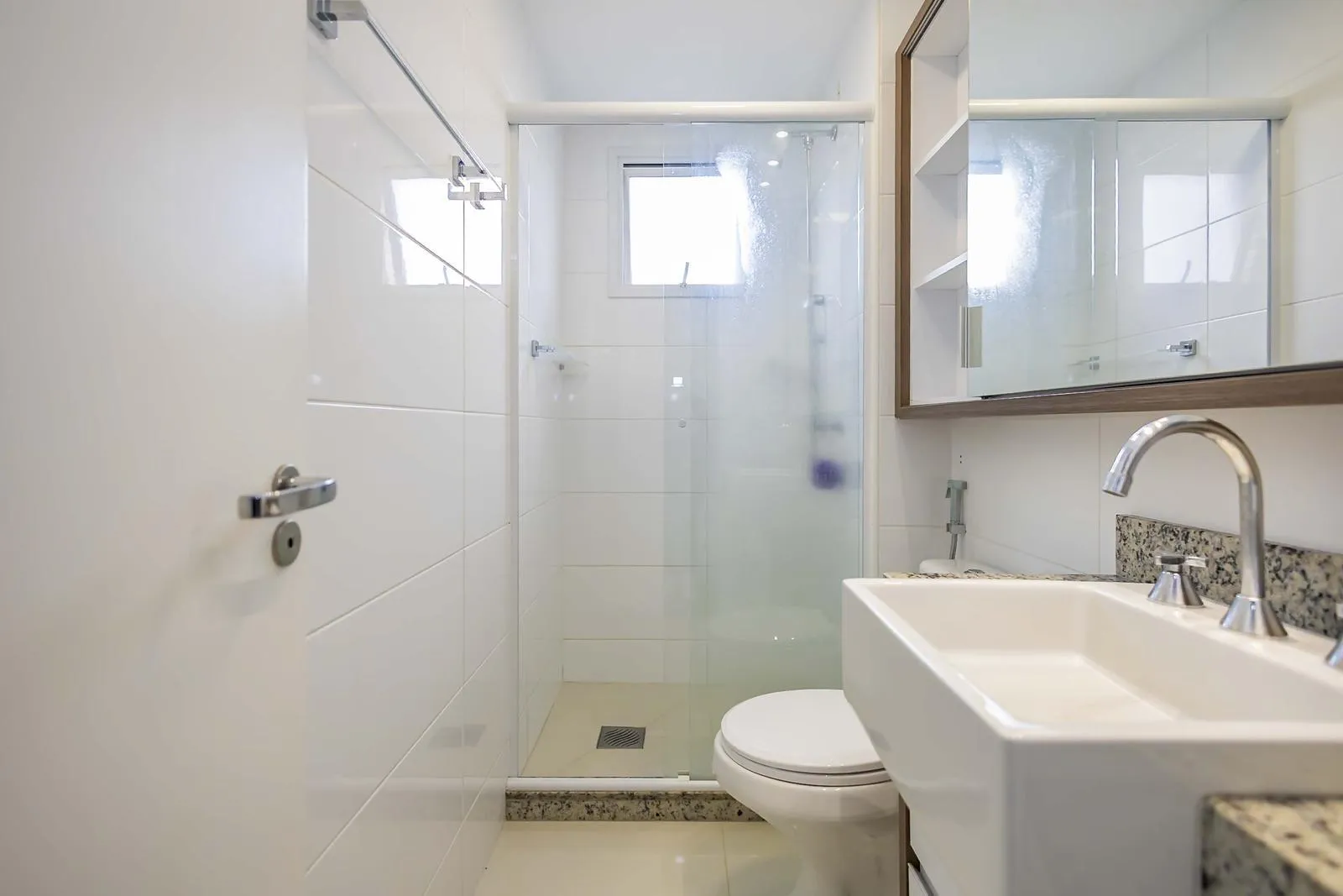 Apartamento mobiliado de 2 quartos e 3 banheiros — photo 21