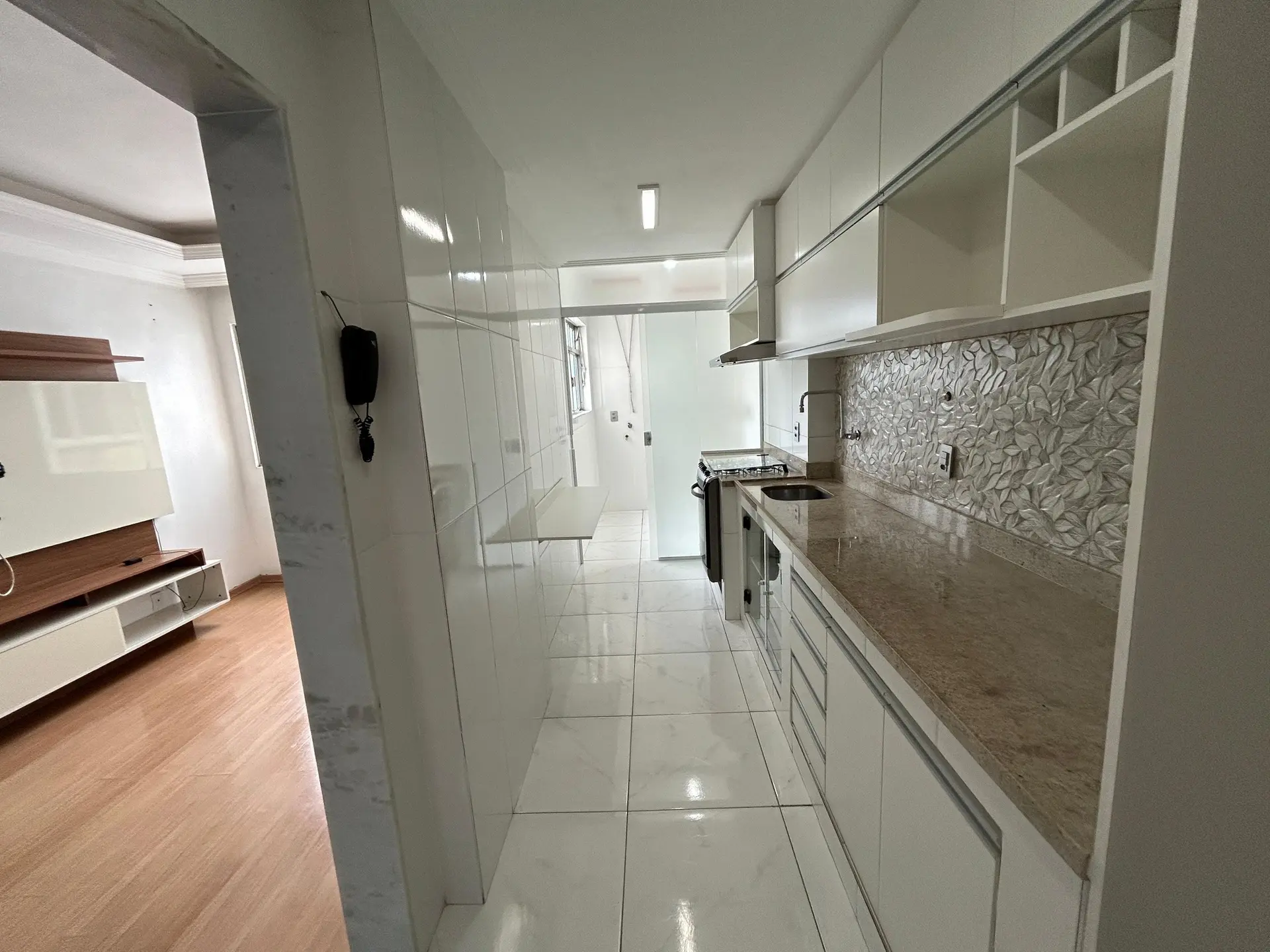 Home office in a 2-bedroom apartment, 47 m² — photo 3