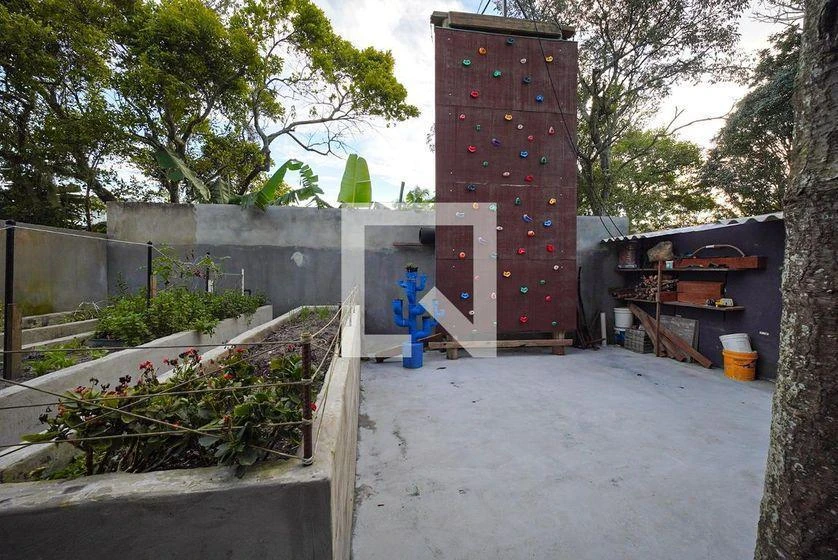 Mountain view in a 5-bedroom house, 330 m² — photo 37