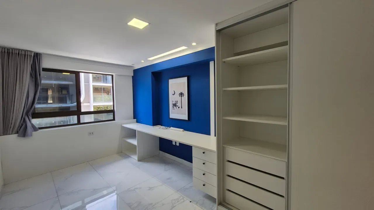 Apartment on the 4th floor with floor-to-ceiling windows — photo 16