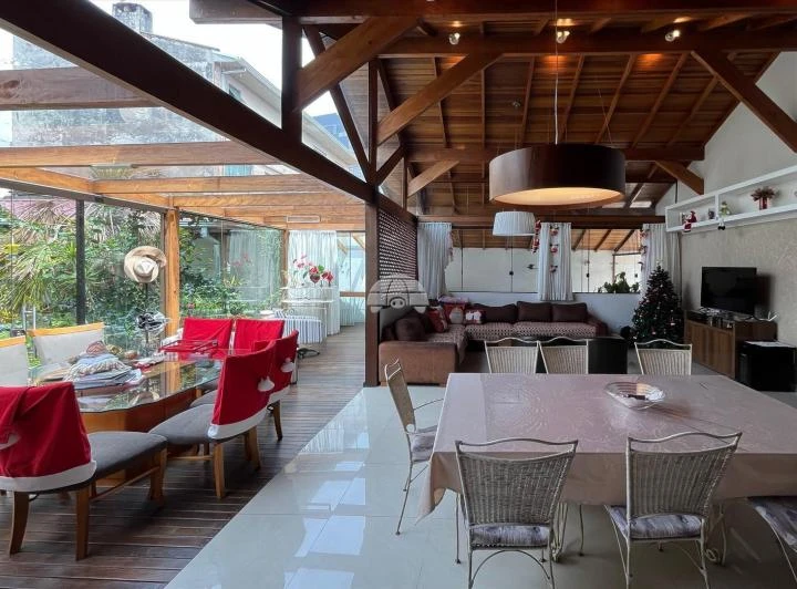 Casa de un piso con 4 dormitorios y 4 baños — photo 6