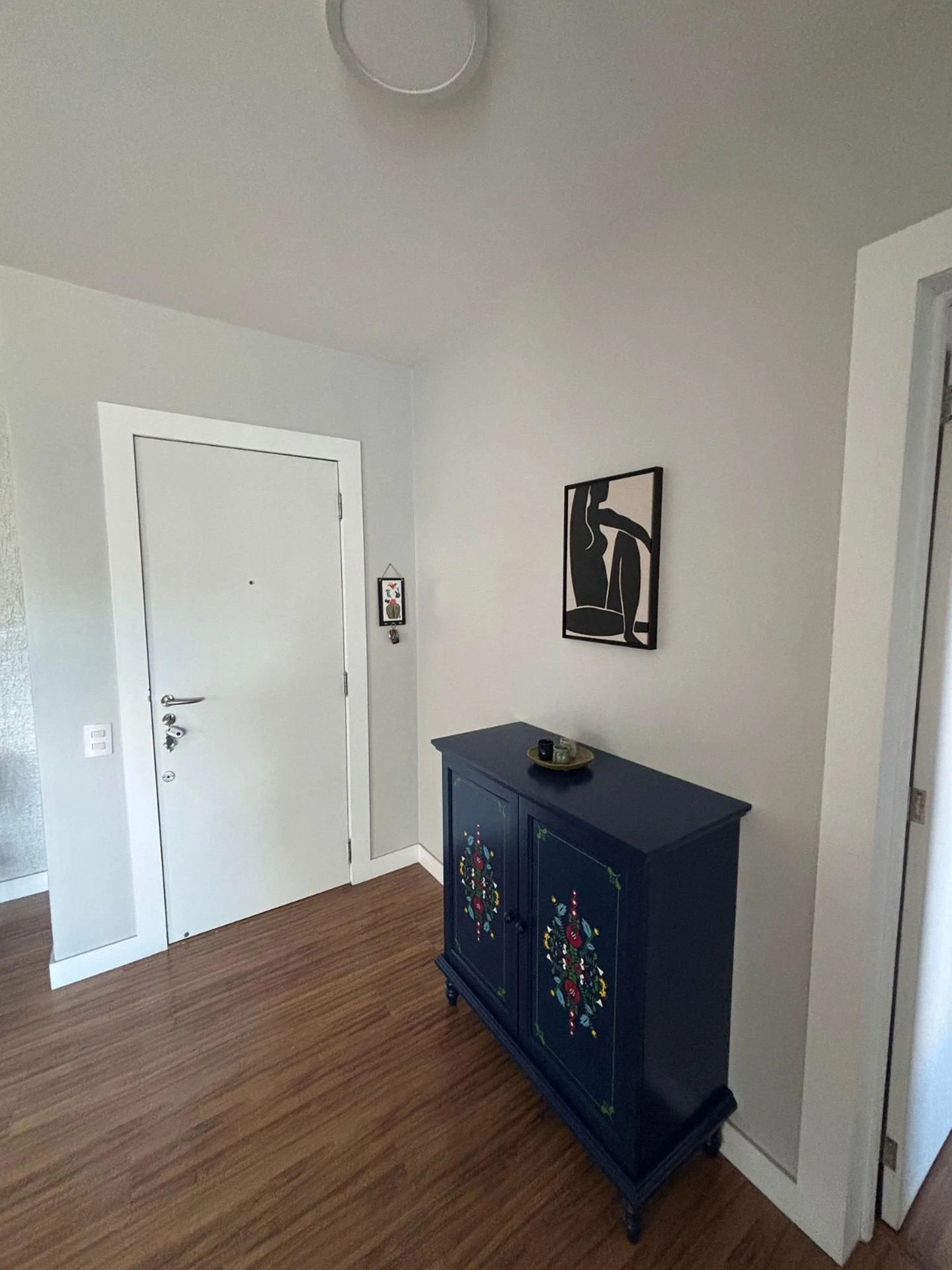 3-bedroom apartment with floor-to-ceiling windows — photo 19