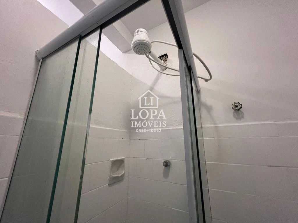 1 quarto e piso de madeira ou laminado: apartamento de 32 m² — photo 15