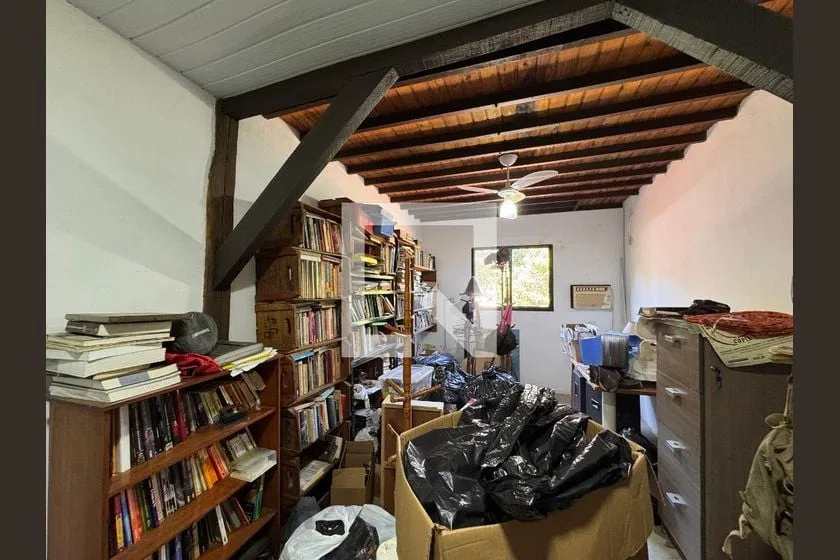 Casa de 4 dormitorios y 3 baños, 490 m² en total — photo 21