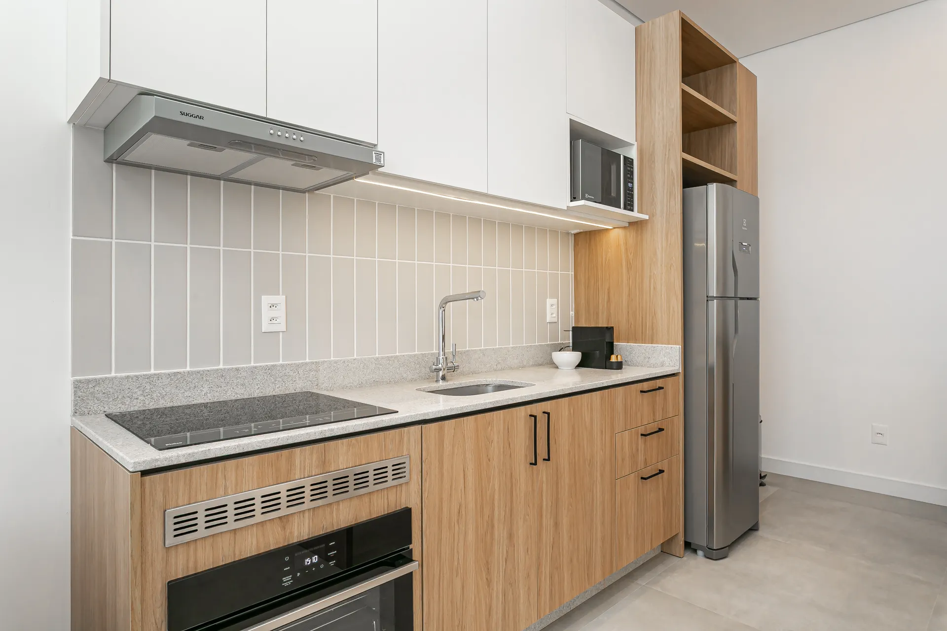 Мебльована квартира з відкритою кухнею та 1 спальнею — photo 8