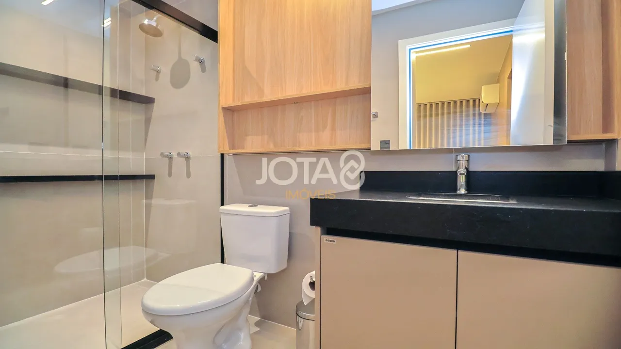 39 m² 1-bedroom apartment with an open-plan kitchen — photo 16