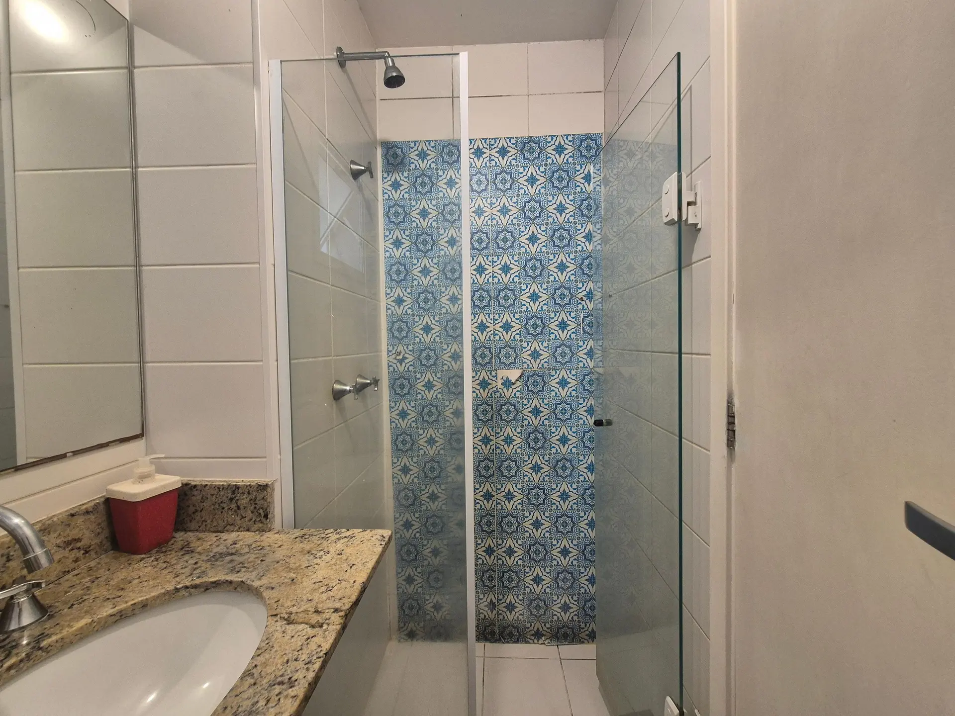 Apartamento mobiliado com 2 quartos e lavanderia com máquina — photo 2