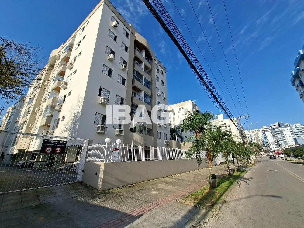 Apartamento amueblado de 3 dormitorios con suite — photo 14