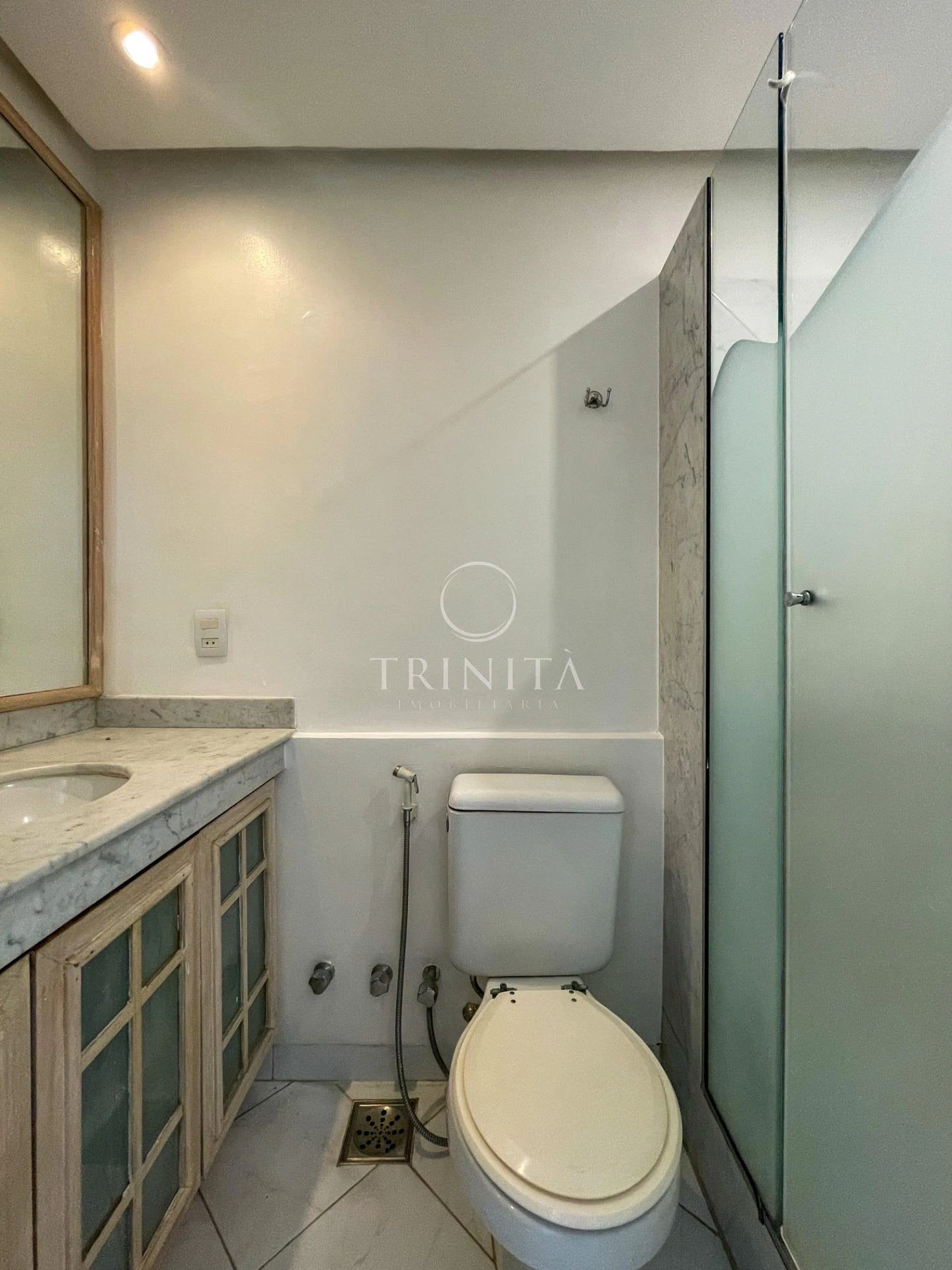 House for rent with 4 bedrooms and 5 bathrooms — photo 21
