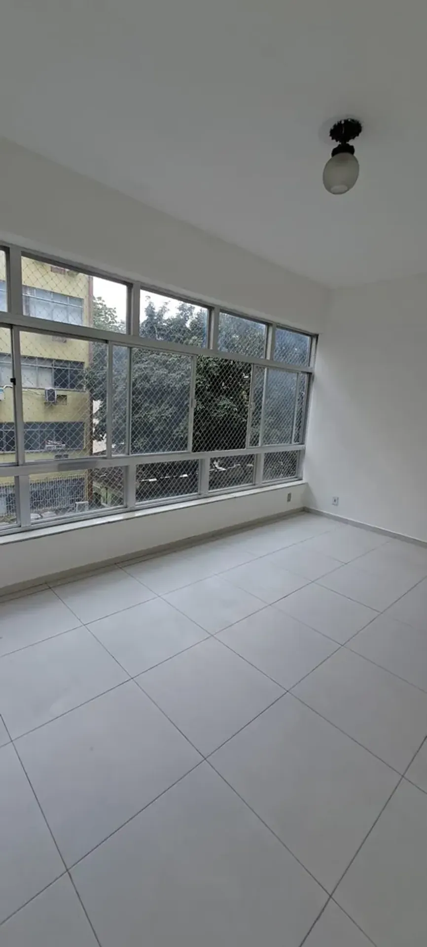112 m² unfurnished apartment on the 4th floor with city view — photo 6