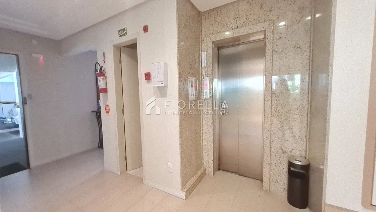 113 m² apartment with a home office and a water view — photo 26