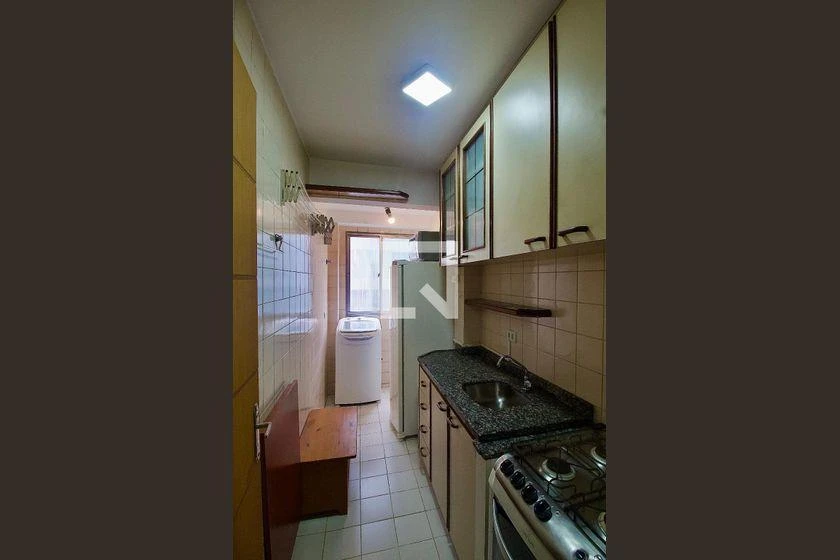 3-bedroom apartment with a home office in Curitiba — photo 5