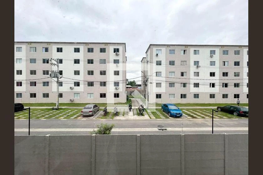 2-bedroom apartment in a building with a gym — photo 4