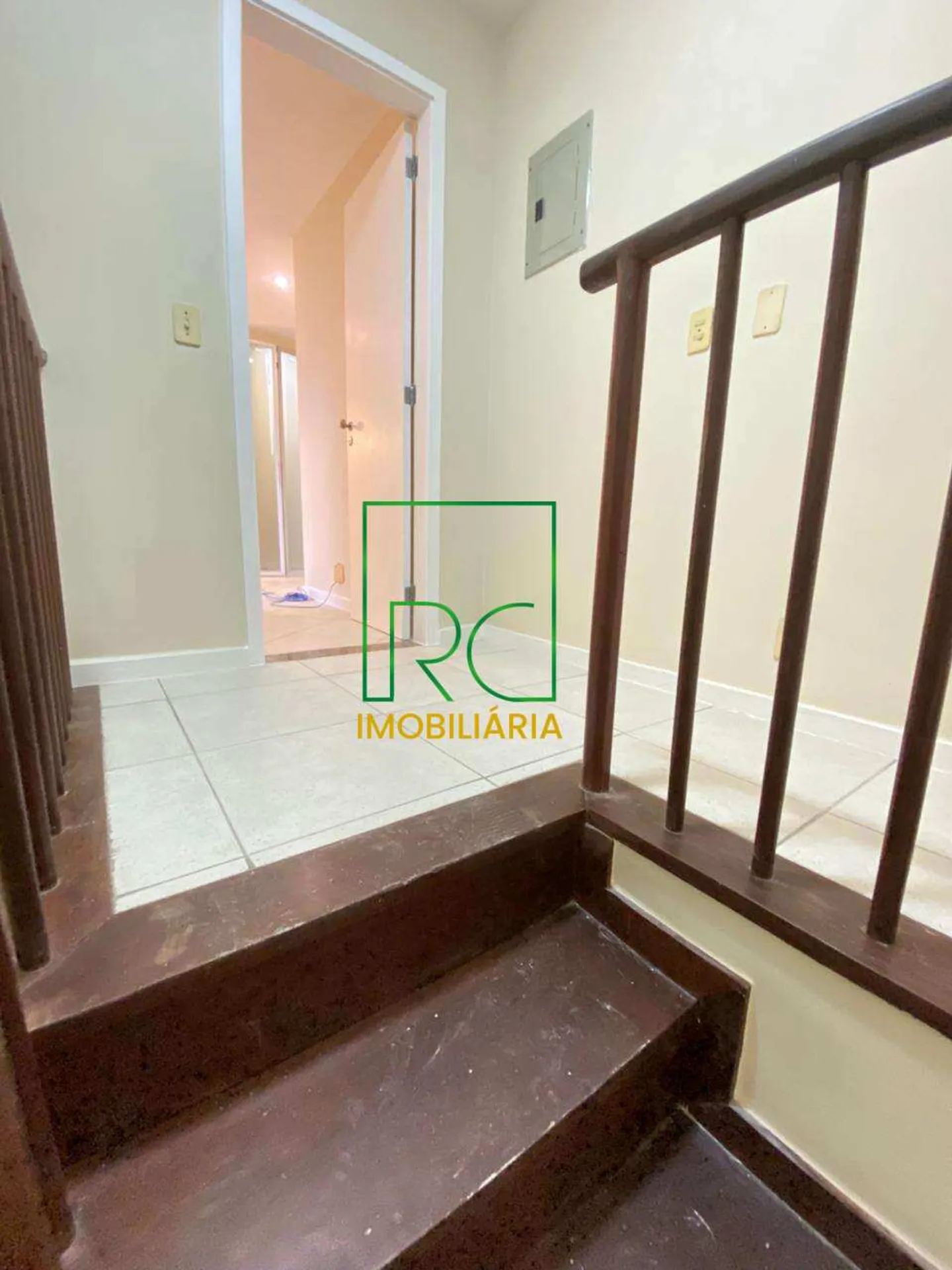 Unfurnished apartment with 3 bedrooms and water view — photo 35