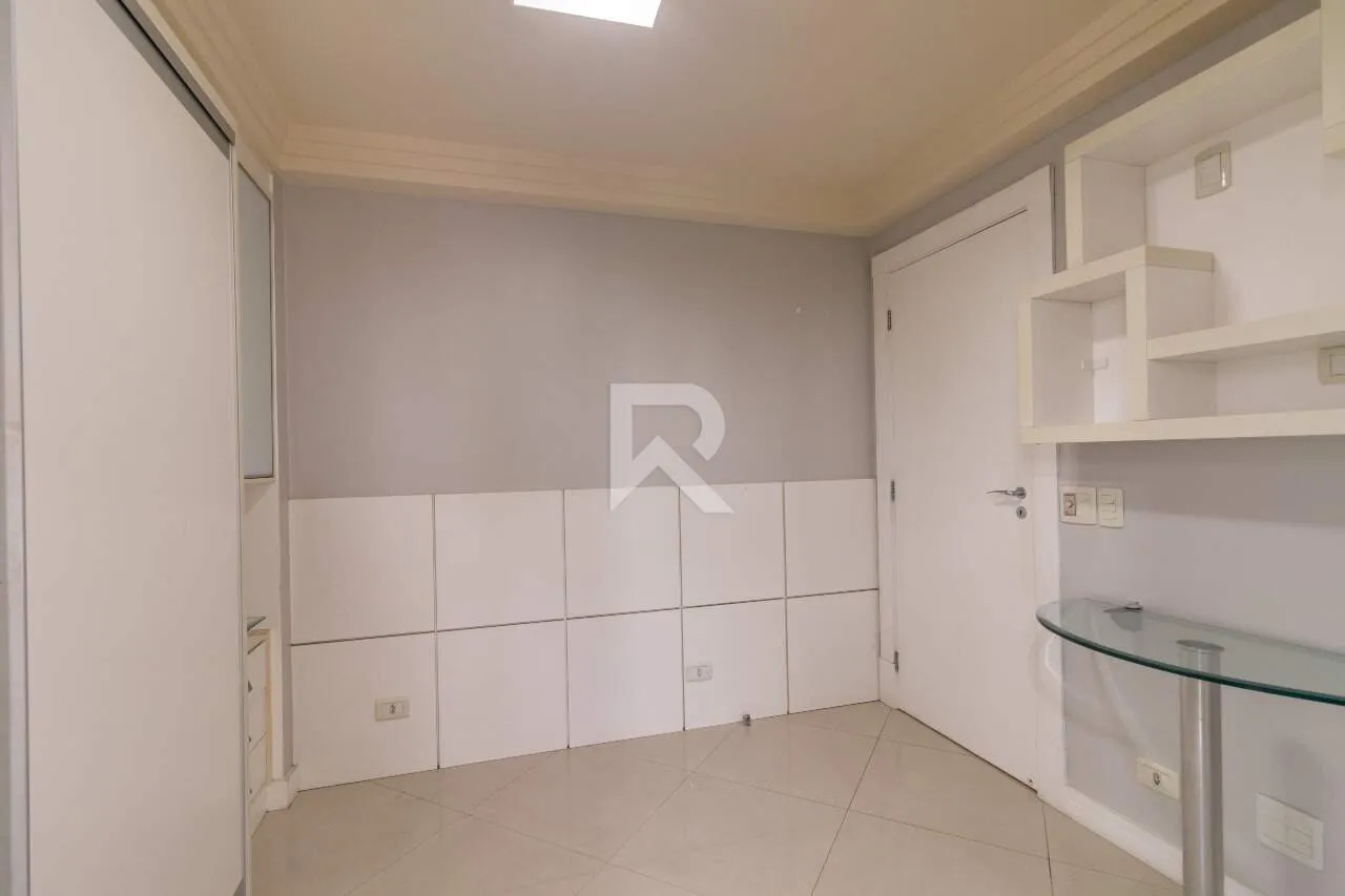 Apartment, 180 m², with floor-to-ceiling windows — photo 13