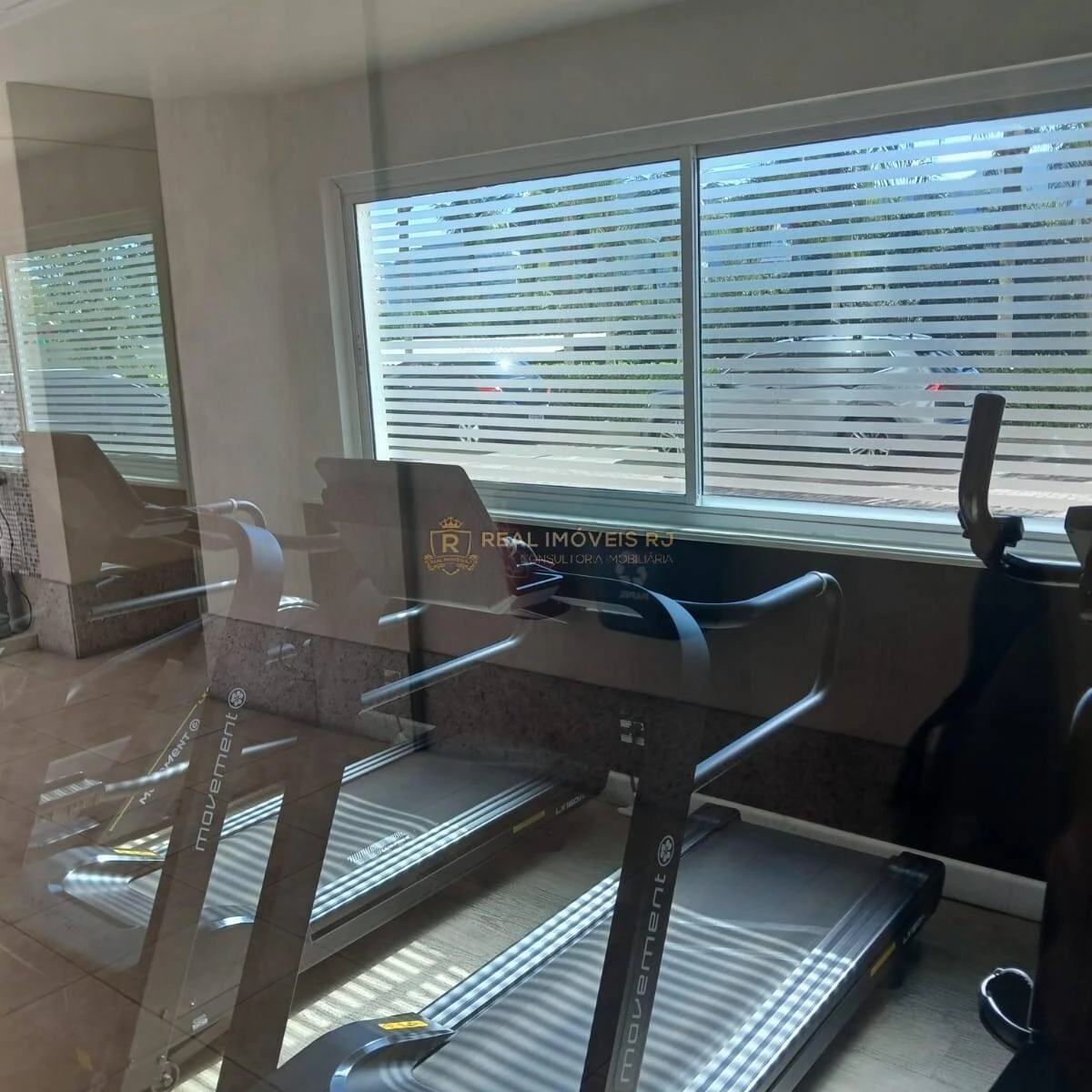 For rent: 3-bedroom apartment with 3 bathrooms and a balcony — photo 42