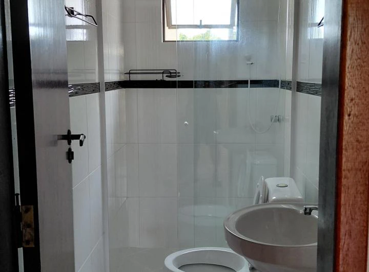 Triplex townhouse with 3 bedrooms and 3 baths (160 m²) — photo 4