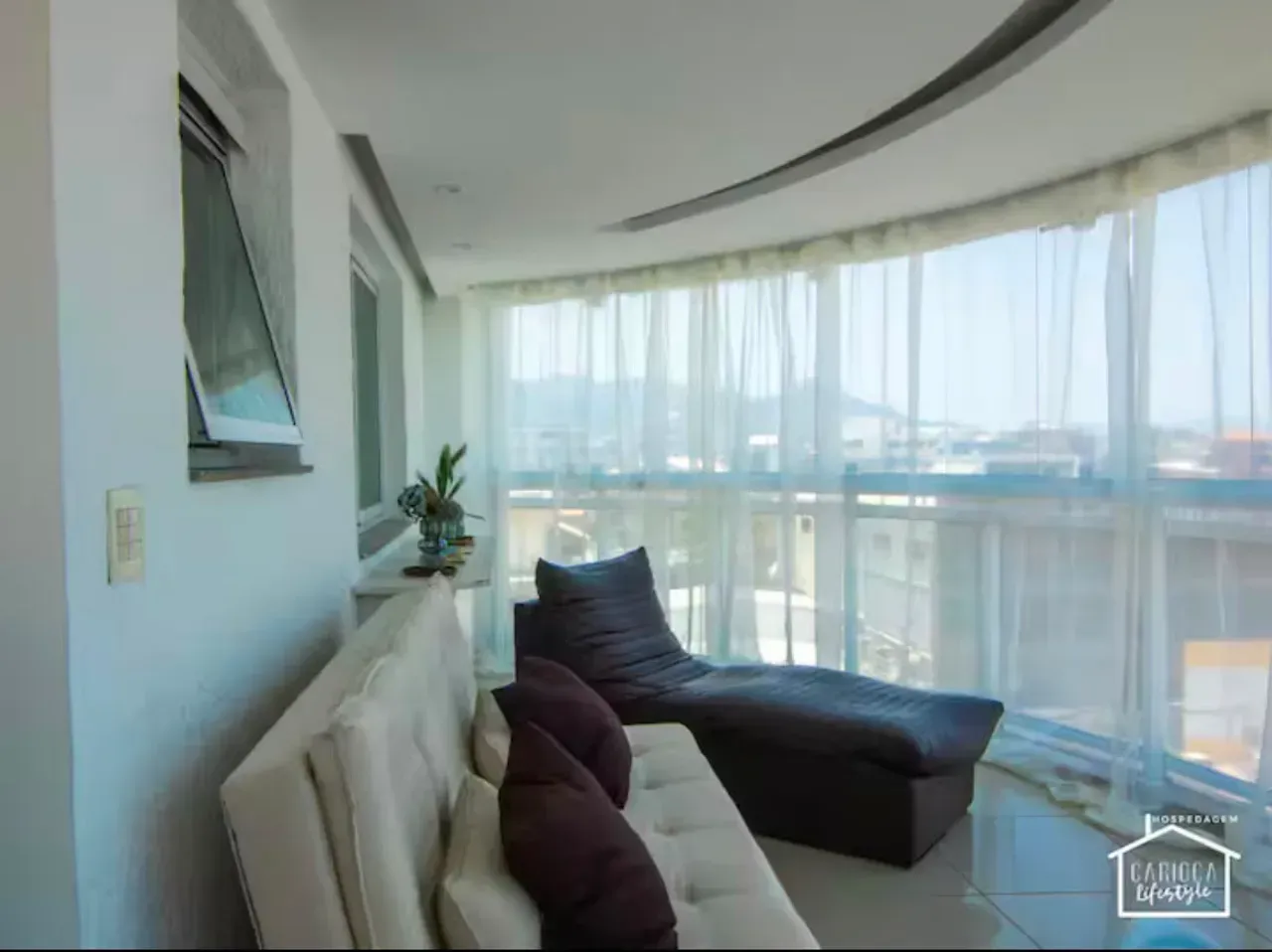 1-bedroom apartment with open-plan kitchen — photo 8
