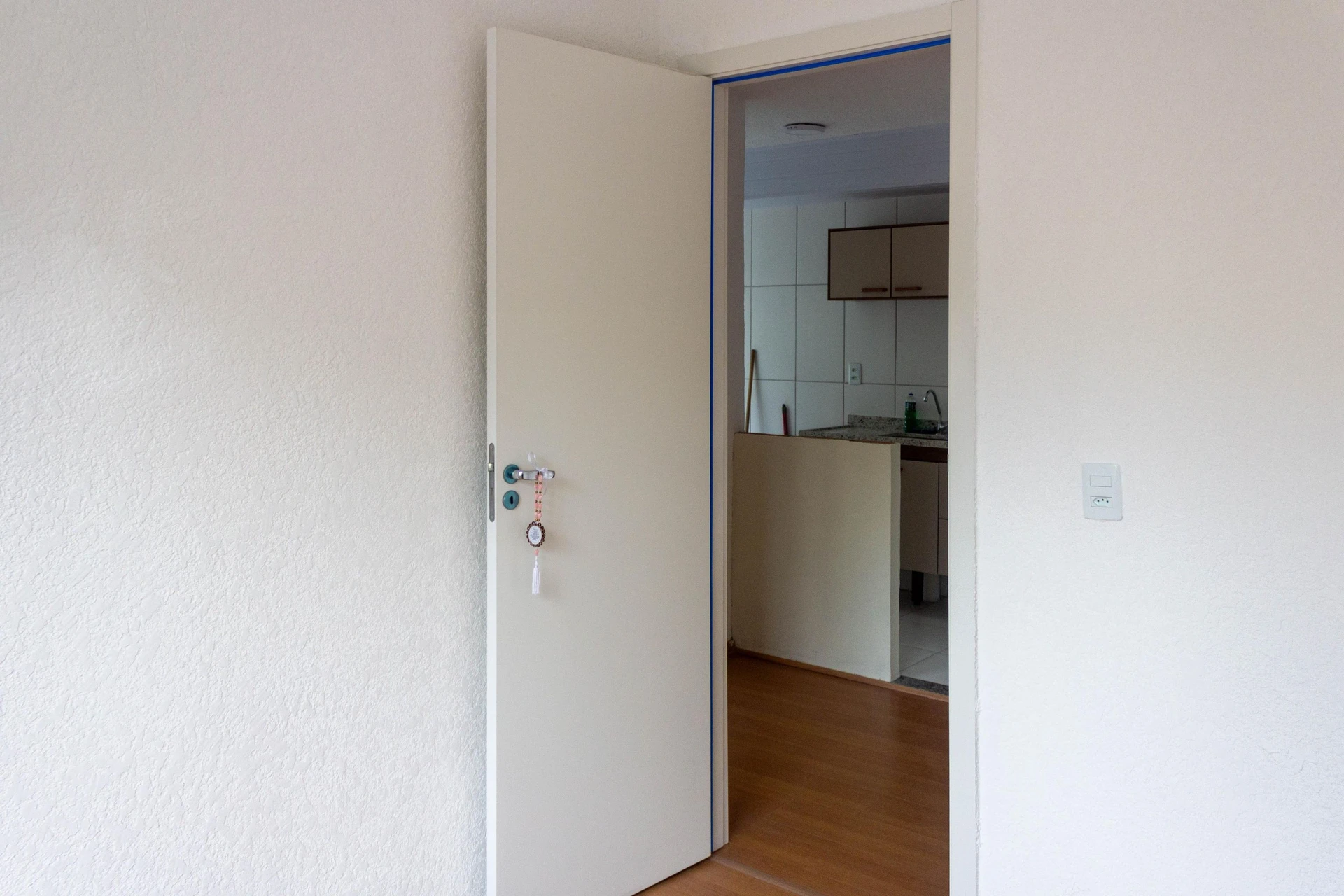Apartamento de 2 quartos em condomínio com piscina — photo 33