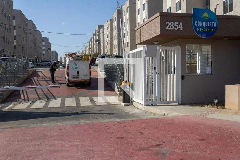 Пральна машина та 2 спальні: квартира 42 м² — photo 15