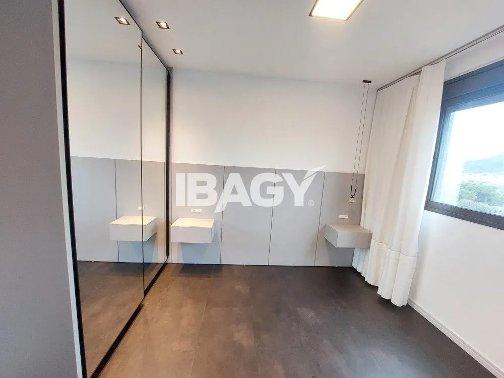 Furnished apartment, 65 m², with a washing machine — photo 26