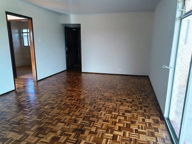 Ground-floor apartment with 3 bedrooms and 1 bathroom — photo 11