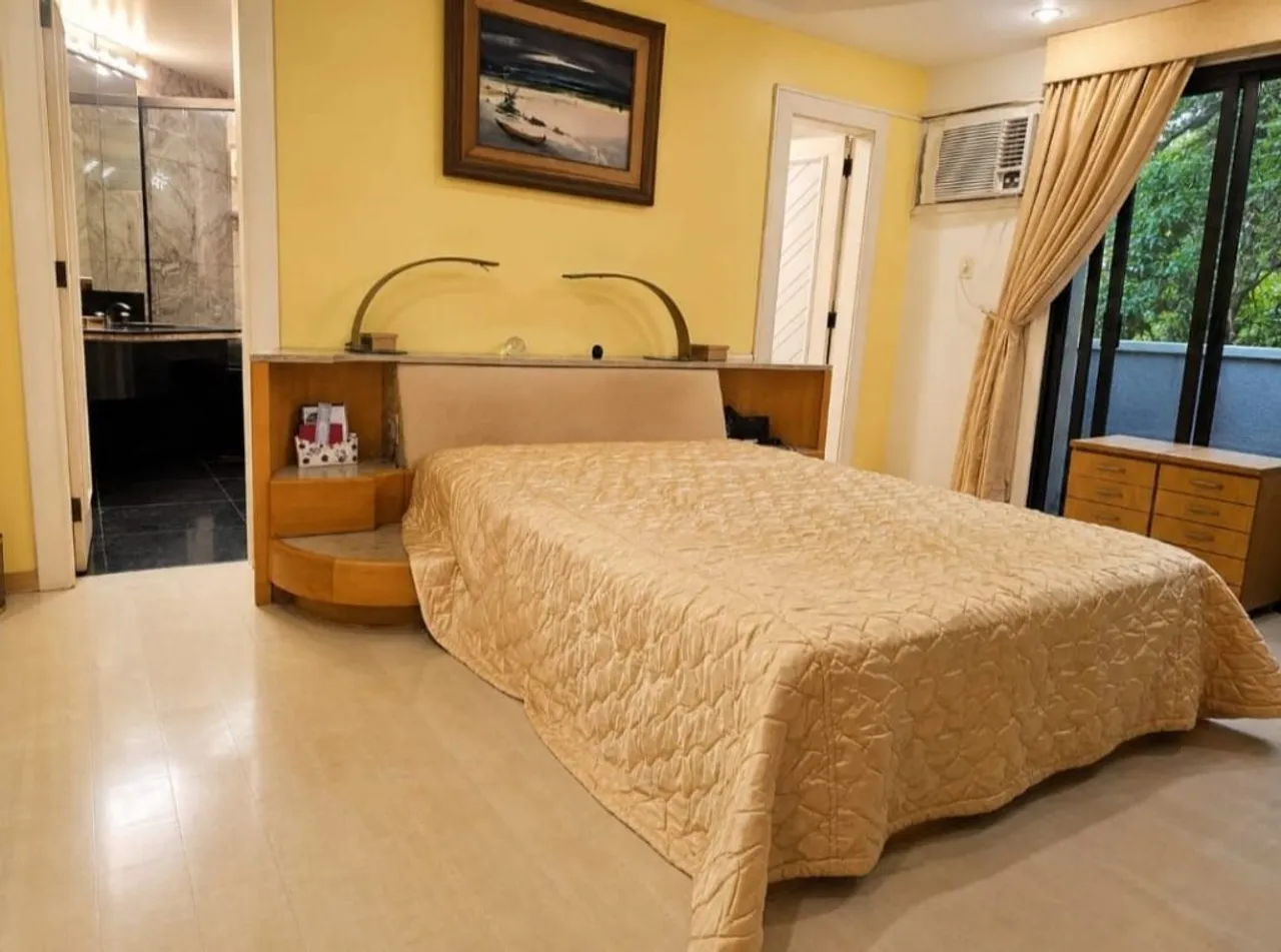 Furnished 3-bedroom apartment with balcony — photo 6
