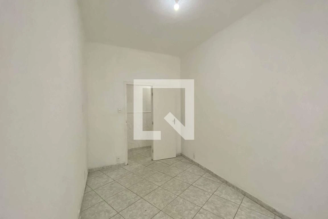 Rental apartment with 3 bedrooms and a private garden — photo 21