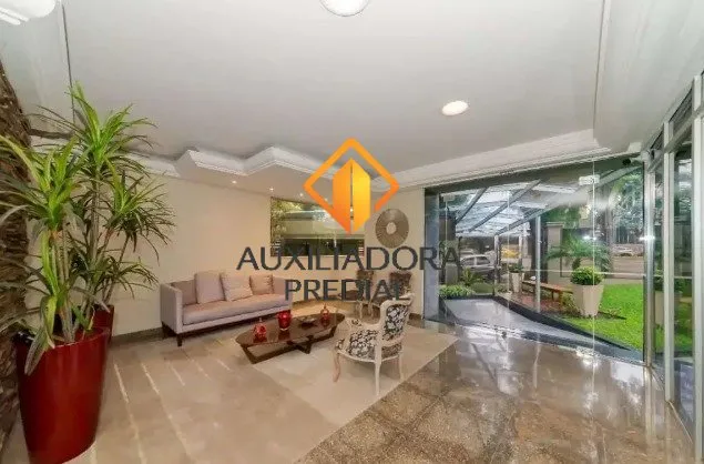 2-bedroom apartment with living room and glassed balcony — photo 13