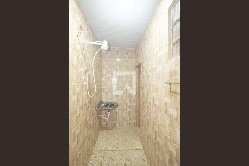 2-bedroom house with a laundry area — photo 27