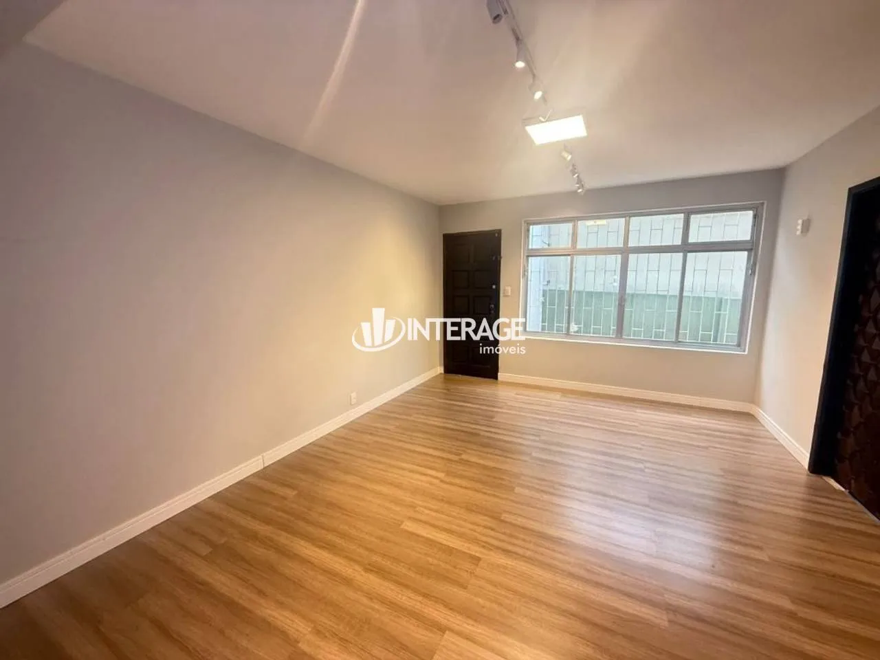 3-bedroom apartment with a home office in Curitiba — photo 8