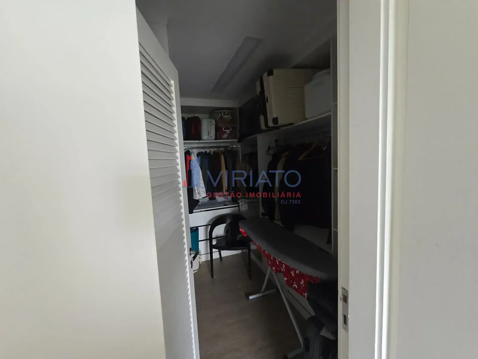 Furnished apartment with 4 bedrooms and 5 bathrooms — photo 11