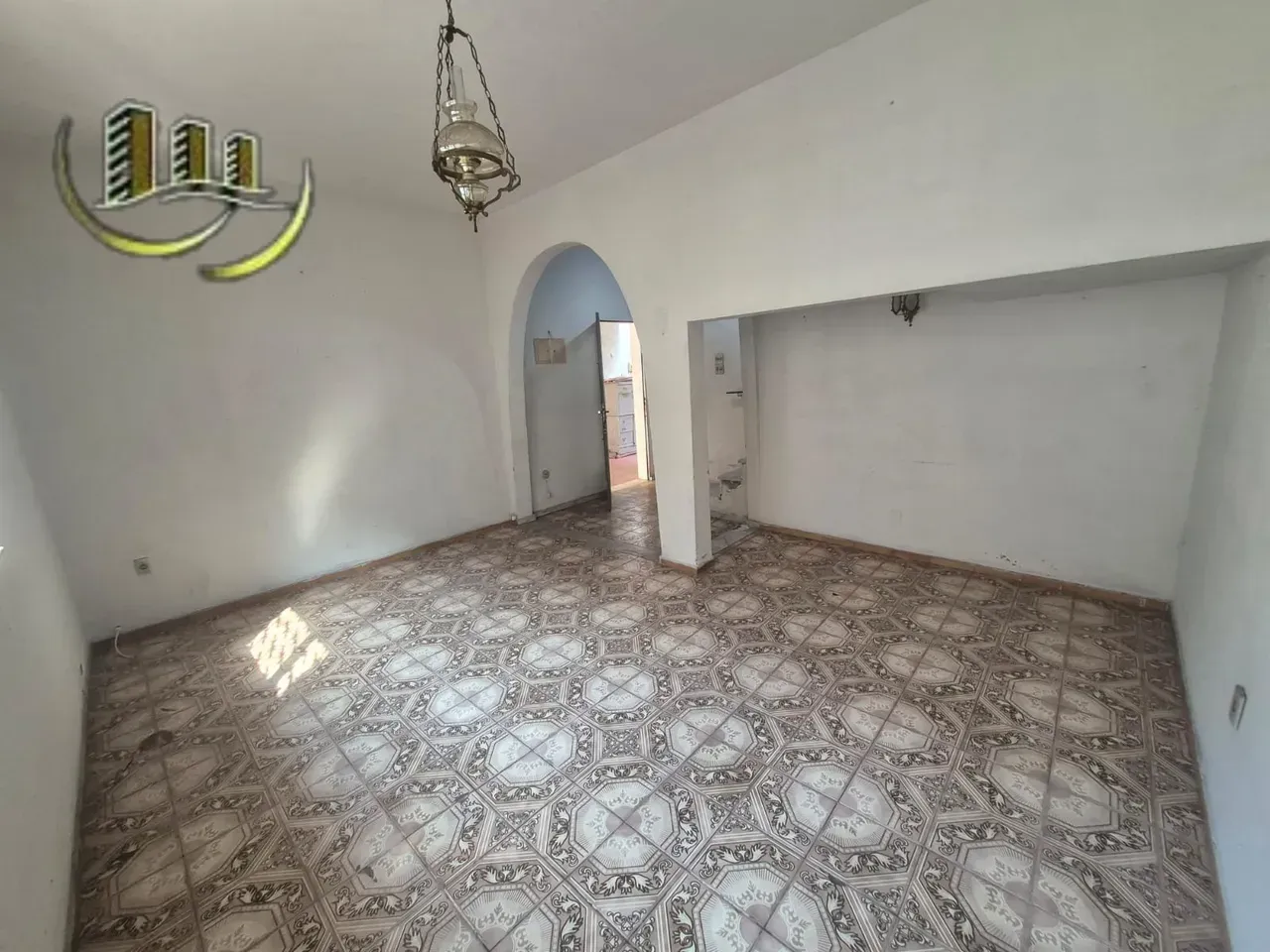 House with 3 bedrooms and 3 bathrooms plus 2 parking spots