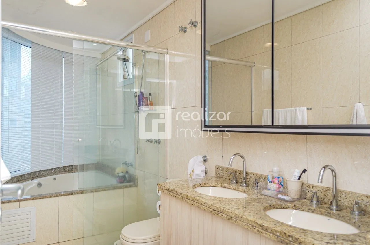 Apartamento amueblado con 3 suites y 156 m² — photo 27