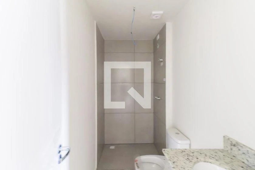 3-bedroom apartment with a grill on the balcony in Curitiba — photo 44